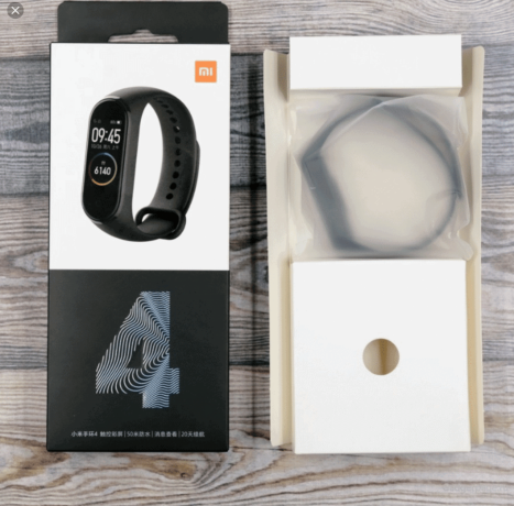 xiaomi-mi-band-4-smartwatch-waterproof-fitness-band-with-freebies-big-1