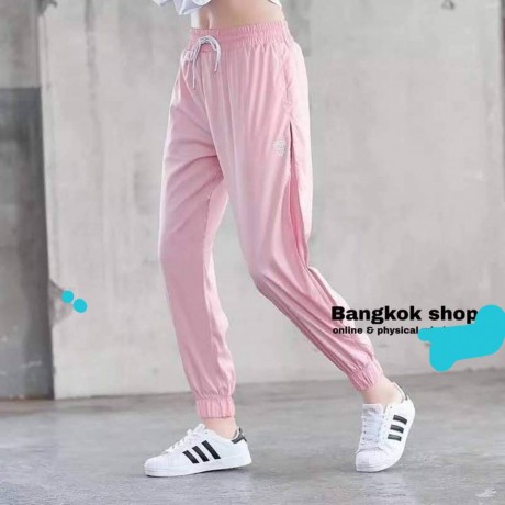 sports-joggers-big-2