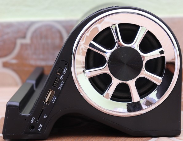 wster-multimedia-wireless-speaker-big-1