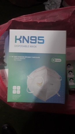 kn95-mask-with-filter-big-0