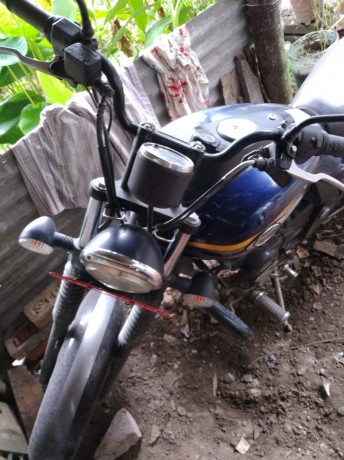 avenger-150ccbike-big-0