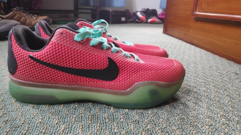 nike-kobe-basketball-big-1