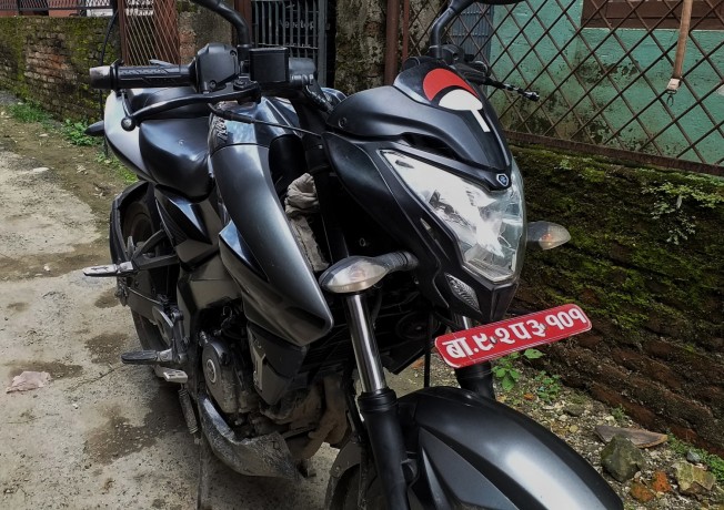 pulsar-ns200-92-lot-big-1