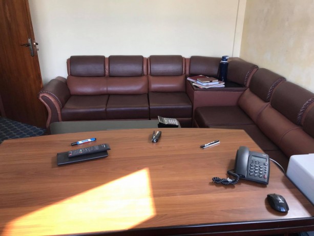 furnished-office-for-sale-big-3