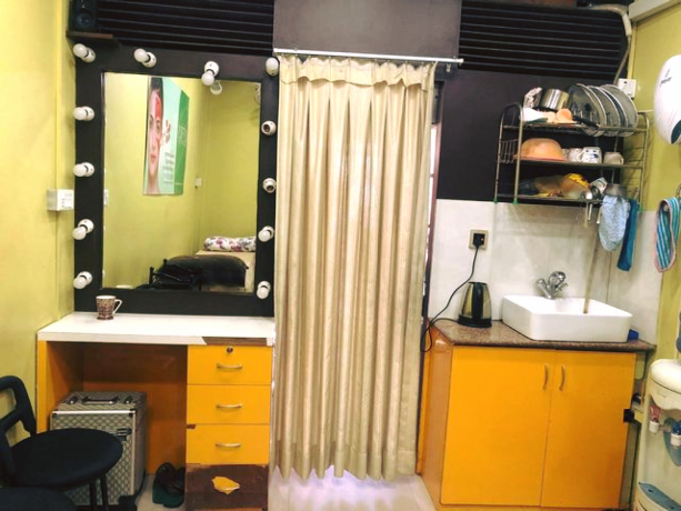 unisex-beauty-salon-for-sale-big-2