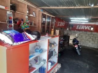 माछापोखरीमा चलिरहेको Motorcycle Workshop बिक्रीमा