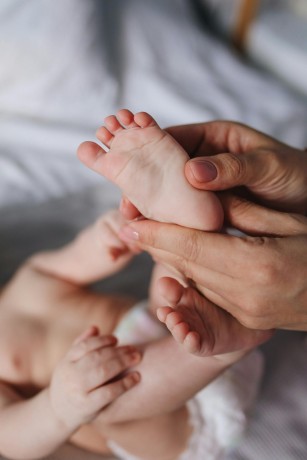 professional-baby-care-service-at-home-big-0