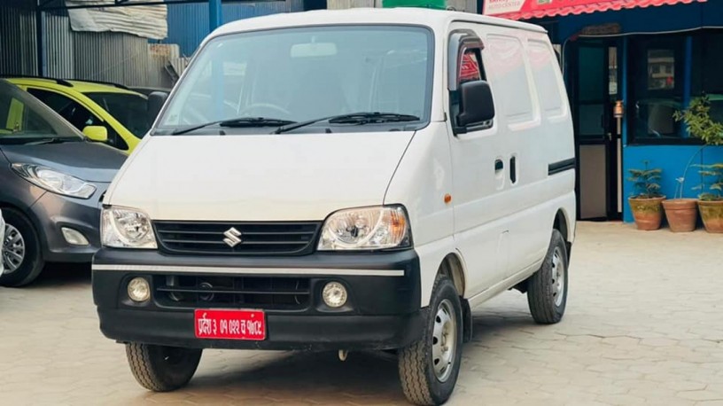 maruti-suzuki-eeco-cargo-van-big-3