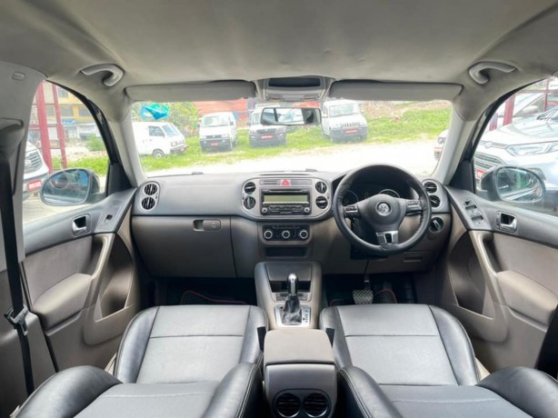 volkswagen-tiguan-20-4motion-auto-gear-big-2