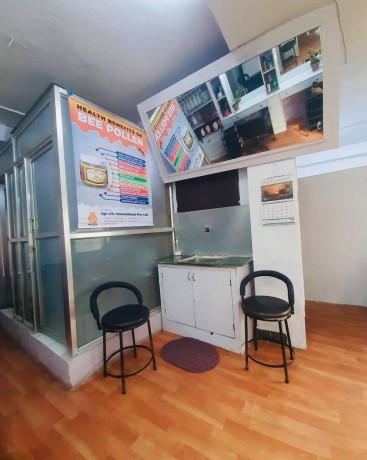 bl-l-beauty-parlor-l-l-b-big-4