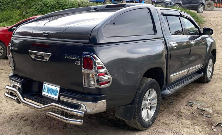 hilux-revo-on-sale-big-1