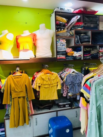 mall-l-ladies-kids-fancy-shop-l-l-a-b-big-2