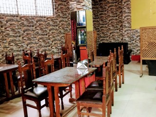 स्वयम्भुमा चलिरहेको Restaurant सुलभ मुल्यमा बिक्रीमा