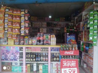 बौद्ध नयाँबस्तीमा चलिरहेको मदिरा पसल बिक्रीमा