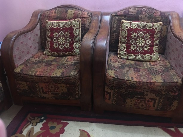 classic-wooden-sofa-big-1