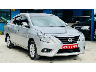 Nissan Sunny VT