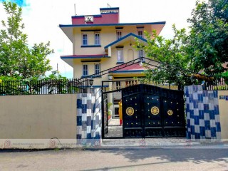 Beautiful house on rent in Rabibhawan