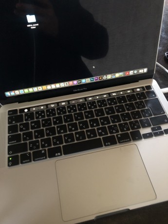 macbook-pro-13-inch-2020-from-japan-big-2
