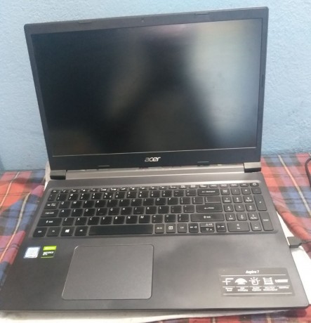 for-sale-acer-aspire-7-laptop-in-best-condition-big-0